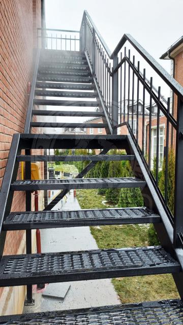 Металлическая лестница и сварные ограждения №381