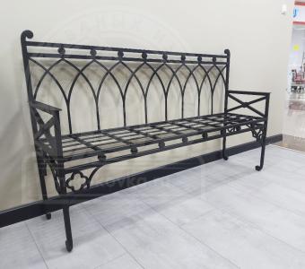 Кованая скамейка и столик-консоль. Индивидуальный проект №90