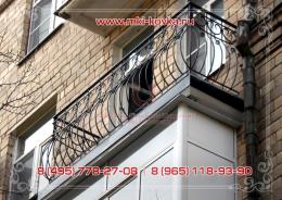 Кованое балконное ограждение №114