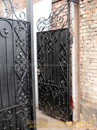 Кованые ворота и калитка №150 от 9 000 руб. за м2